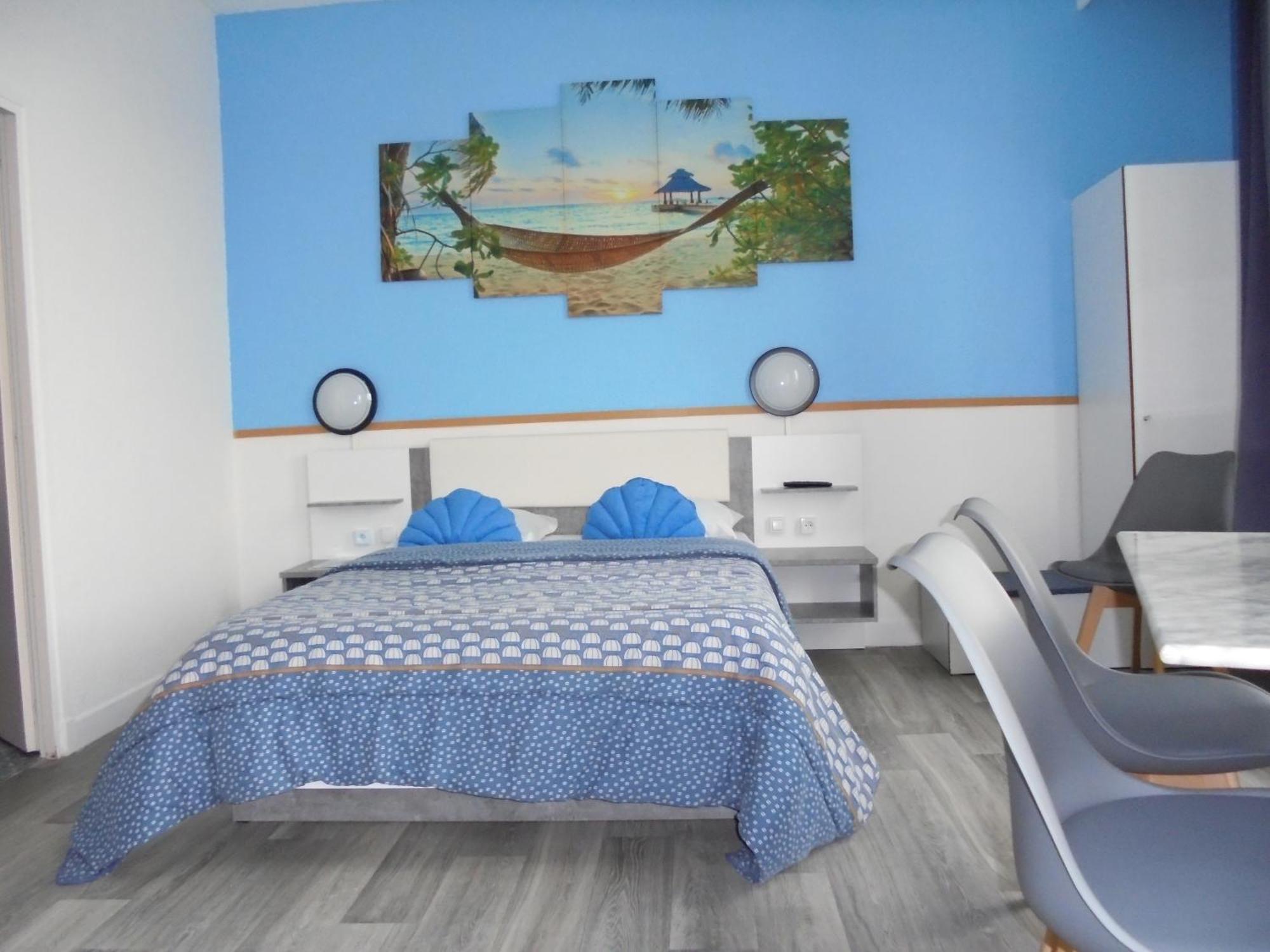 Hotel De La Gare Montluçon Dış mekan fotoğraf